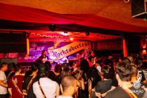 Garajão realiza mais uma edição da tradicional Rocktober Fest