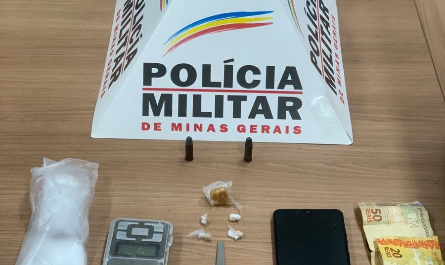 PM apreende dois menores suspeitos de tráfico de drogas em Fabriciano