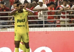 Adversários do América na luta pelo acesso vencem seus jogos na Série B