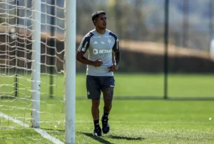 Atlético tem jogadores no DM às vésperas das decisões na Copa do Brasil e Libertadores