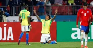 Brasil Vence Chile de Virada: Atacantes do Botafogo Brilham