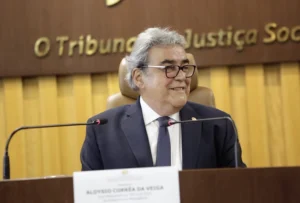 Com tom conciliador, Aloysio Corrêa da Veiga é empossado novo presidente do Tribunal Superior do Trabalho