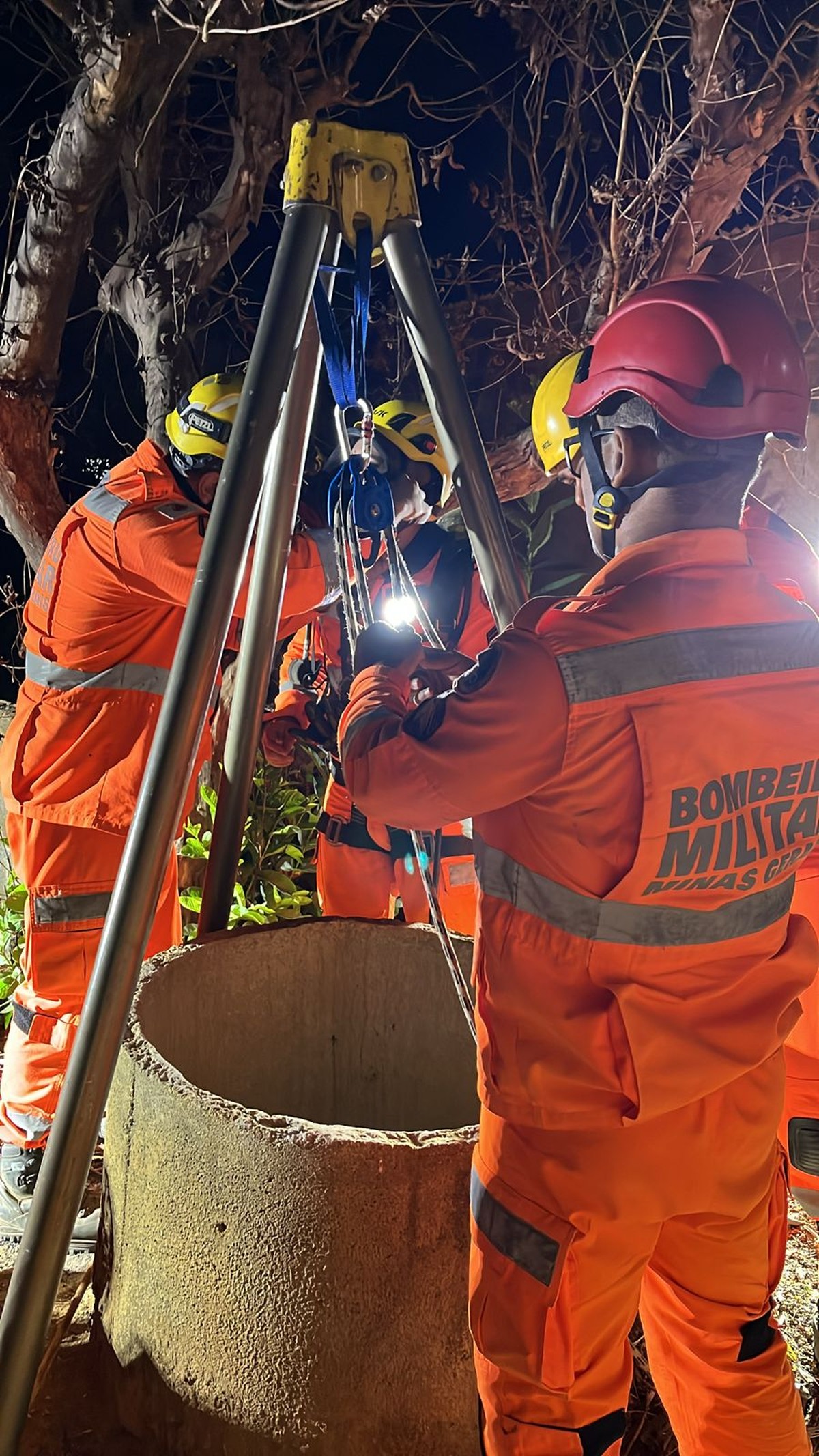 Desaparecido é encontrado morto dentro de cisterna em Pingo-D´Água | Vales de Minas Gerais