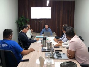 Equipe de Transição do prefeito eleito | Capitão Vitor Prado | participa da primeira reunião na prefeitura