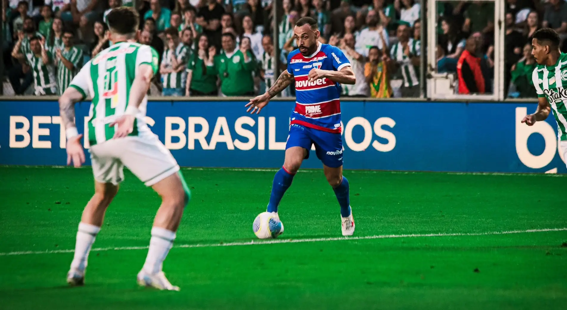 Fortaleza vence Juventude e se aproxima do Palmeiras no Brasileiro