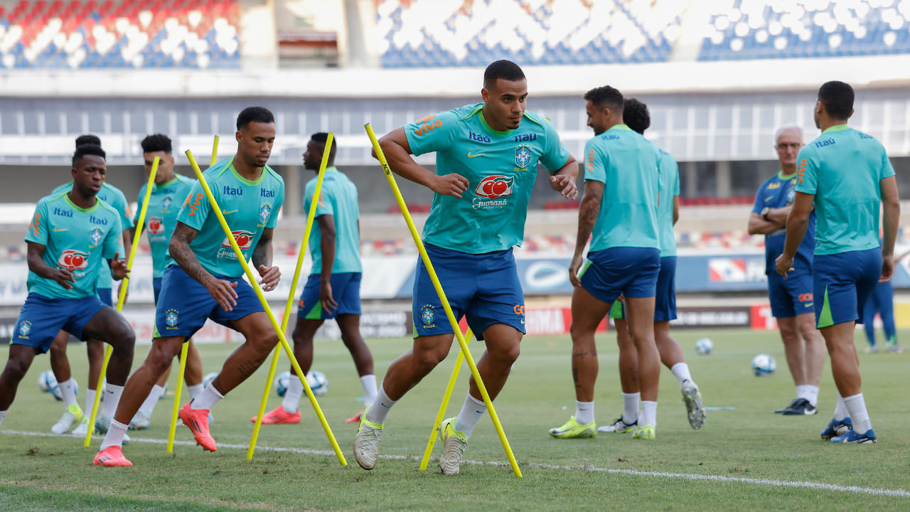 Murillo em treinamento pela Seleção Brasileira (foto: Rafael Ribeiro/CBF

 )