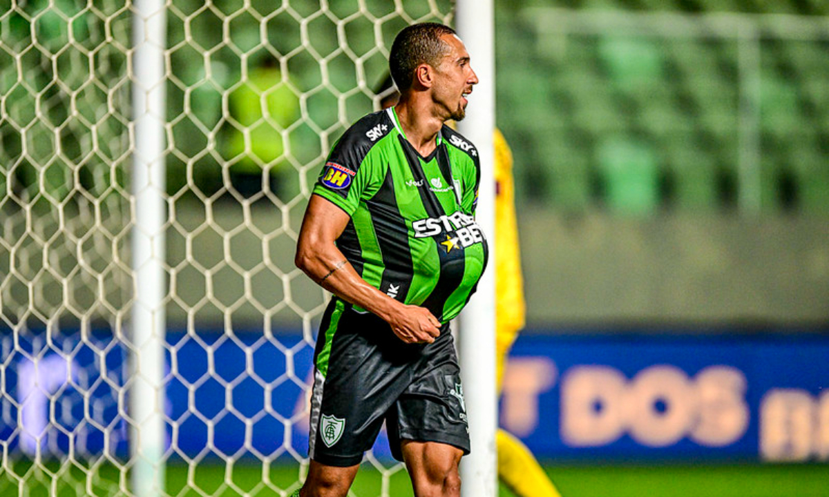 América em jogo da Série B (foto: Mourão Panda/América)