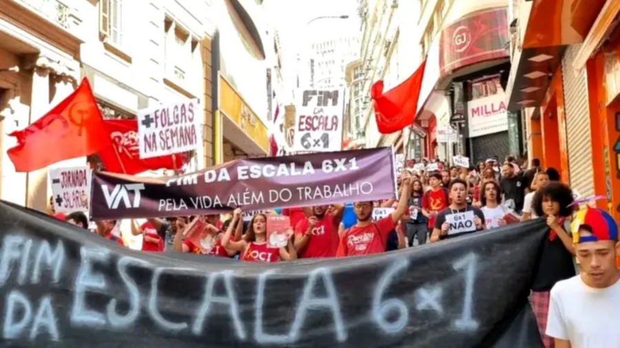 Manifestações pela redução da escala de trabalho 6×1 ganham força pelas ruas do país