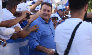 Pedro Lourenço em recepção de Cássio na Toca da Raposa 2 (foto: Gladyston Rodrigues/EM/D.A. Press)