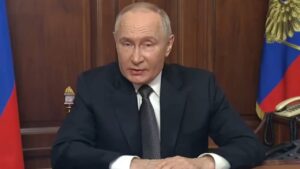 Putin anuncia uso de míssil balístico hipersônico em ataque à Ucrânia e declara guerra com caráter global