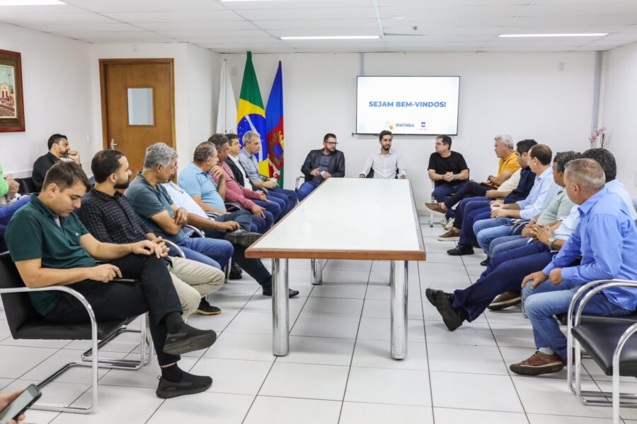 Gustavo Nunes recebe em Ipatinga prefeitos eleitos e reeleitos do Vale do Aço