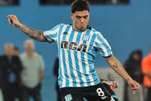 Racing vence no Campeonato Argentino em último jogo em casa antes de decisão com Cruzeiro