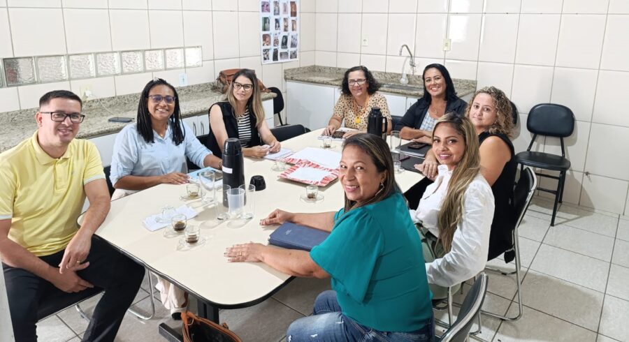 Equipe de transição do Capitão Vitor volta à prefeitura. Ela esteve na Upa e Hospital