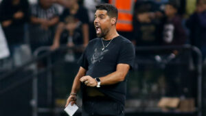 Técnico explica por que não trocou Corinthians pelo Atlético: ‘Imagem vale muito’