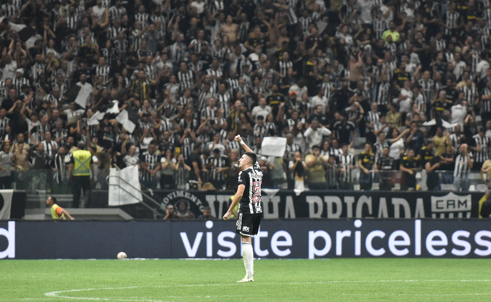 Titular do Atlético se emociona com final de Libertadores: ‘Orgulho enorme’