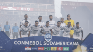 Jogadores do Cruzeiro na Copa Sul-Americana (foto: Gustavo Aleixo/Cruzeiro)