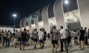 Flamengo x Atlético: Transmissão gratuita na Arena MRV