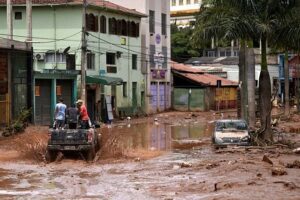 Defesa Civil-MG informa: chuva eleva situação de emergência em treze cidades de Minas