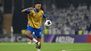 Neymar, em treinamento pelo Al-Hilal (foto: Adel Al-Naimi/AFP)