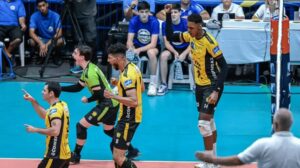 Praia Clube vence Campinas e emenda 3ª vitória na Superliga