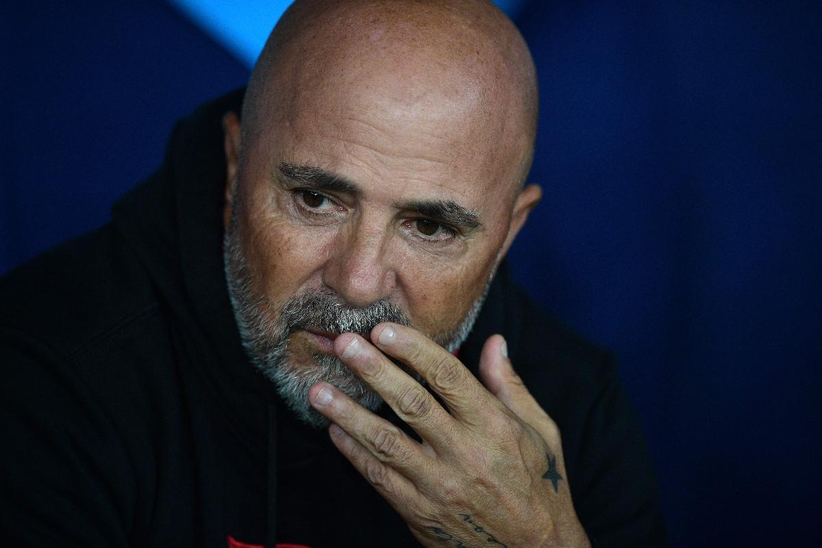 Jorge Sampaoli contra o Aucas, pela Copa Libertadores (foto: CARL DE SOUZA / AFP)