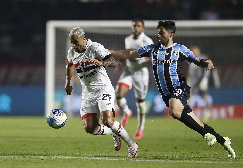 No primeiro turno, São Paulo venceu Grêmio por 1 a 0, no Morumbi (foto: Paulo Pinto/Saopaulofc.net)