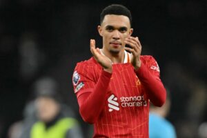 Trent Alexander-Arnold, lateral do Liverpool (foto: Glyn Kirk/AFP)