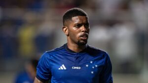 Athletic indica acerto com lateral do Cruzeiro que jogou com Cristiano Ronaldo na Itália