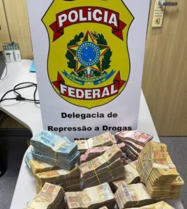 Polícia Federal combate tráfico de drogas, armas e lavagem de dinheiro