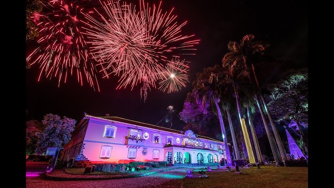 Contra a Lei: Fogos com estampidos continuam sendo usados na Cantata de Natal da Fundação Aperam