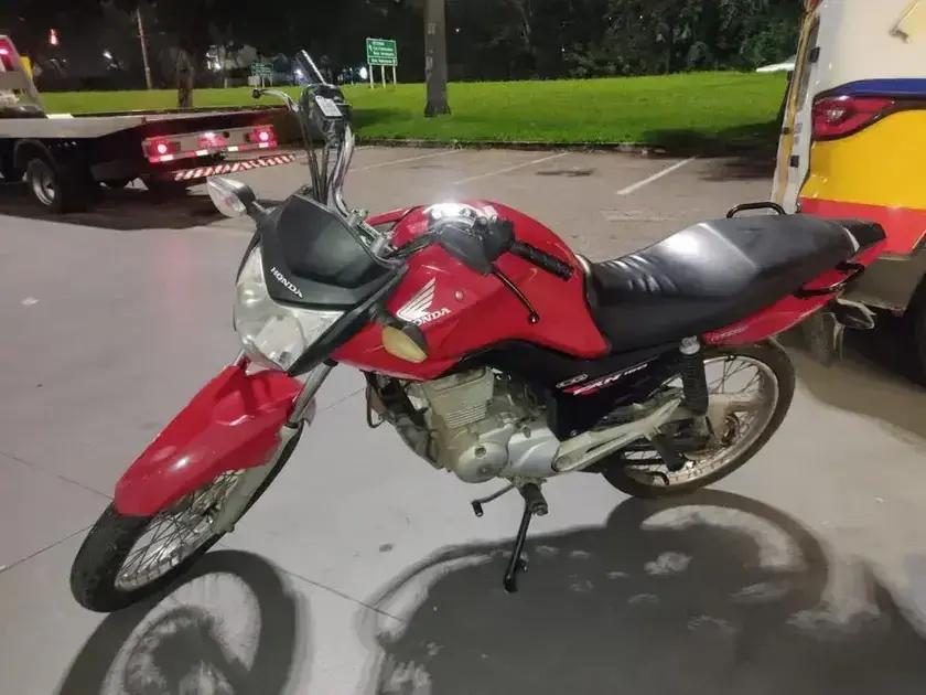 Polícia Militar Rodoviária recupera motocicleta roubada em Ipatinga