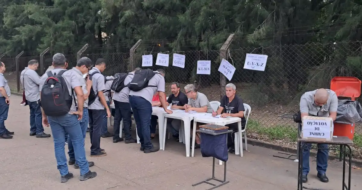 Trabalhadores da Usiminas rejeitam contraproposta da empresa