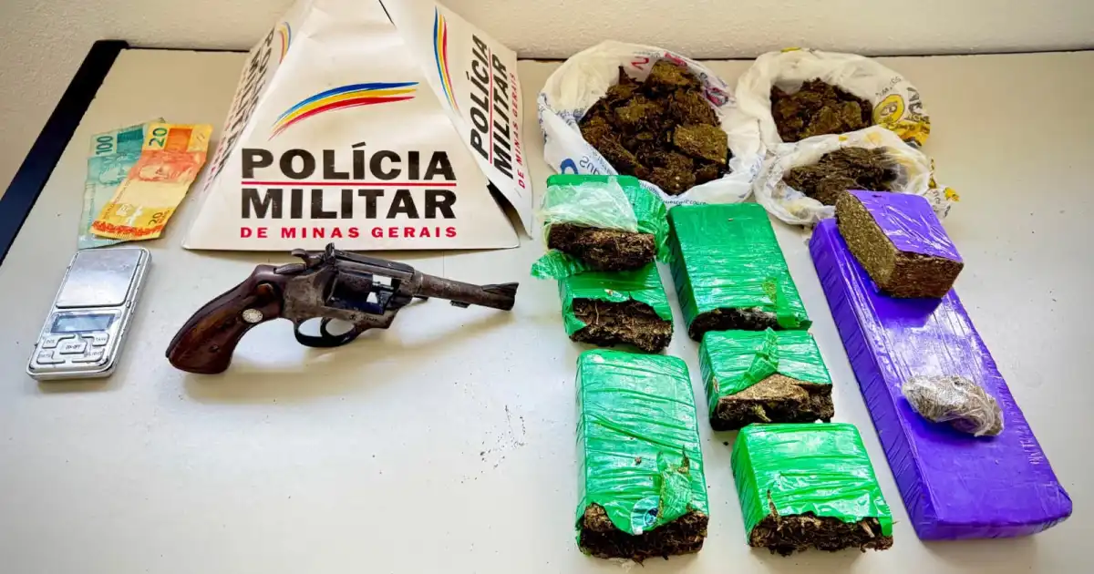 Operação prende dois e apreende armas e quatro tabletes de maconha em Ipatinga