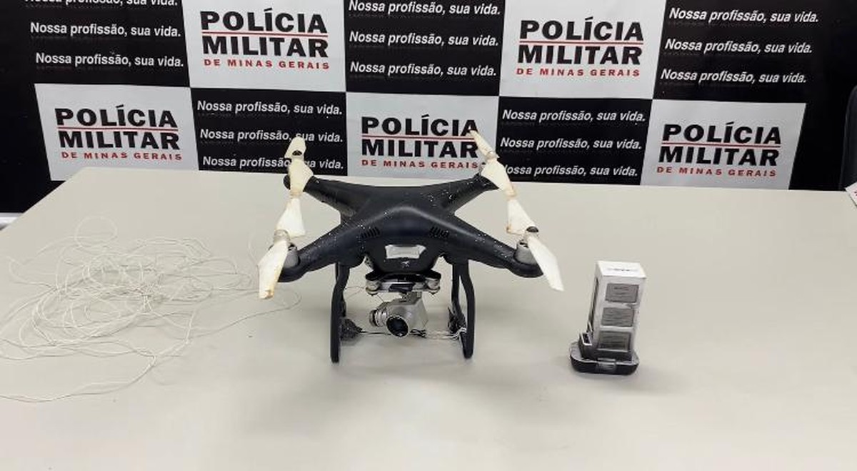 Drone carregando celular e cabos é encontrado perto de presídio em Governador Valadares