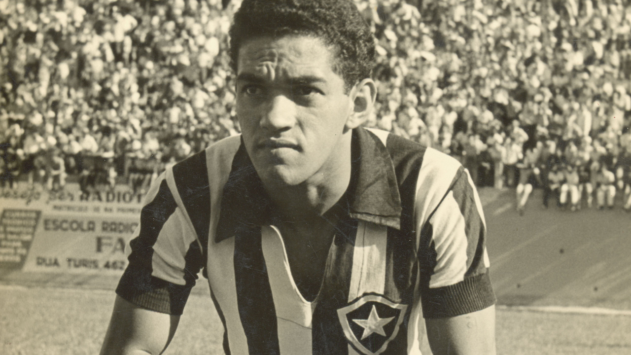 Garrincha pelo Botafogo (foto: Arquivo EM)