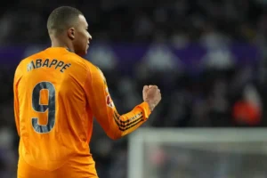 Kylian Mbappé fez três gols para o Real Madrid (foto: Cesar Manso/AFP)