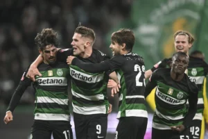 Sporting segue na liderança do Português (foto: PATRICIA DE MELO MOREIRA / AFP)