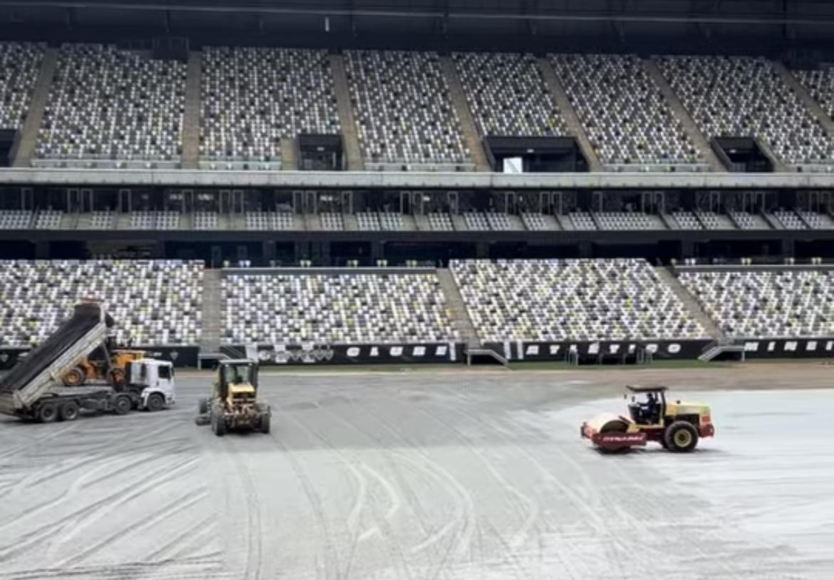 Ídolo do Atlético mostra troca para gramado sintético na Arena MRV; veja como está