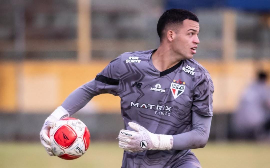 João Pedro, goleiro do São Paulo (foto: Guilherme Veiga/São Paulo FC)