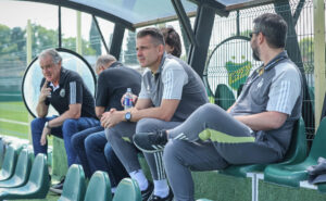 Sérgio Coelho (presidente, à esquerda), Victor Bagy (diretor de futebol, ao centro) e Rodrigo Weber (coordenador de mercado) são algumas das figuras mais ativas no gerenciamento de elenco do Atlético (foto: Pedro Souza/Atlético)