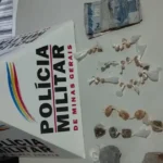 Adolescente é encontrado com 32 pedras de crack em Ipaba