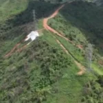 Moradores de Timóteo relatam insegurança com torre de alta-tensão e deslizamentos de terra