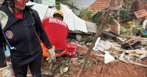 Chuva em Ipatinga: número de mortos sobe para 6; bombeiros procuram outras vítimas