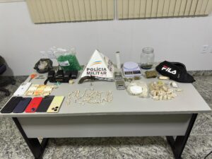 Quatro pessoas são detidas por tráfico de drogas e posse ilegal de armas em Cuparaque