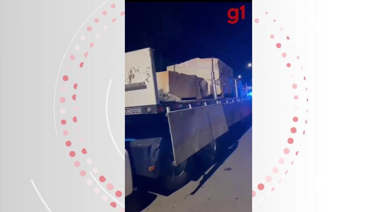 PRF flagra transporte irregular de granito em Teófilo Otoni, meses após grave acidente na BR-116 | Vales de Minas Gerais