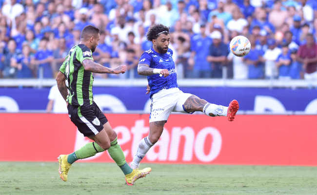 América e Cruzeiro pela semifinal do Mineiro (foto: Ramon Lisboa/EM/D.A Press)