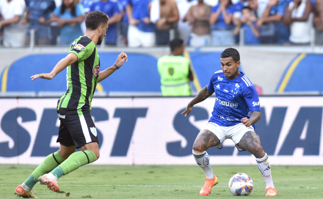 América e Cruzeiro pela semifinal do Mineiro (foto: Ramon Lisboa/EM/D.A Press)