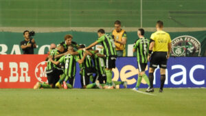 Comemoração do gol do América sobre o Cruzeiro no Independência, pelo Mineiro 2025 (foto: Alexandre Guzanshe/EM/D.A Press)