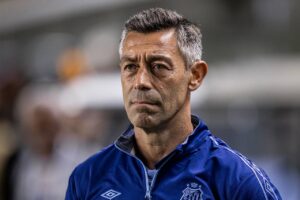 Pedro Caixinha, técnico do Santos (foto: Raul Baretta/Santos FC)