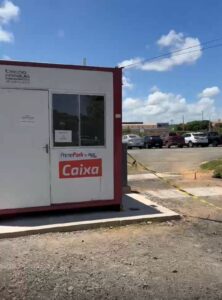 Frequentadores do Aeroporto do Vale do Aço reclamam de condições do estacionamento privado